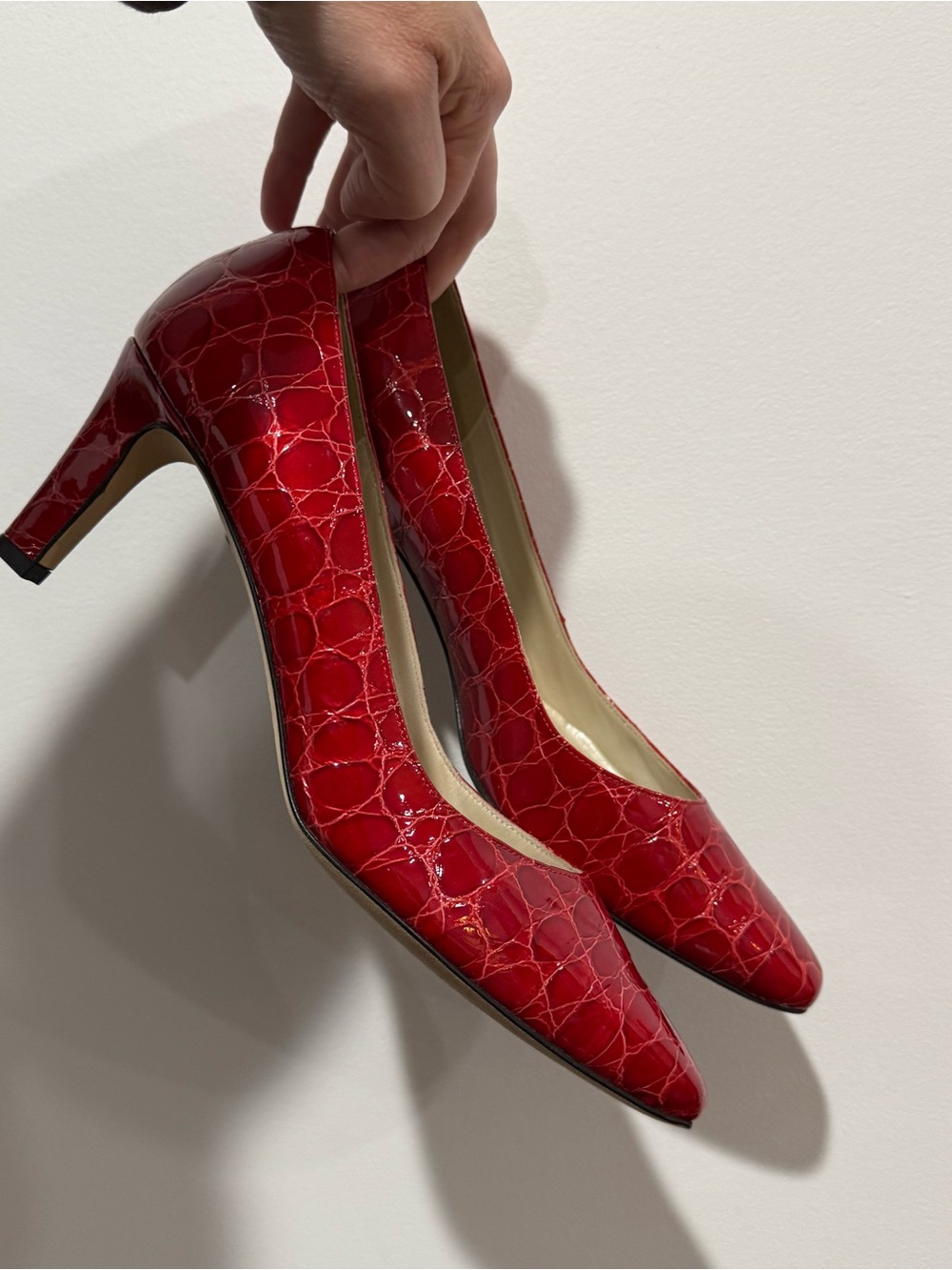 Roberto Capucci Glossy Red Croc-Embossed Pointed Toe Pumps